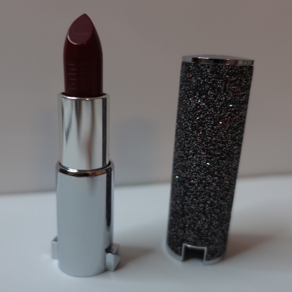 GIVENCHY Luminous Matte Lipstick in 500 Enigmatic Red *LE* - Picture 1 of 10
